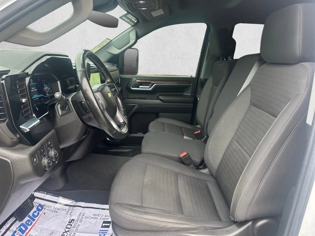 Used 2024 Chevrolet Silverado 2500 LT AWD/4WD image 16