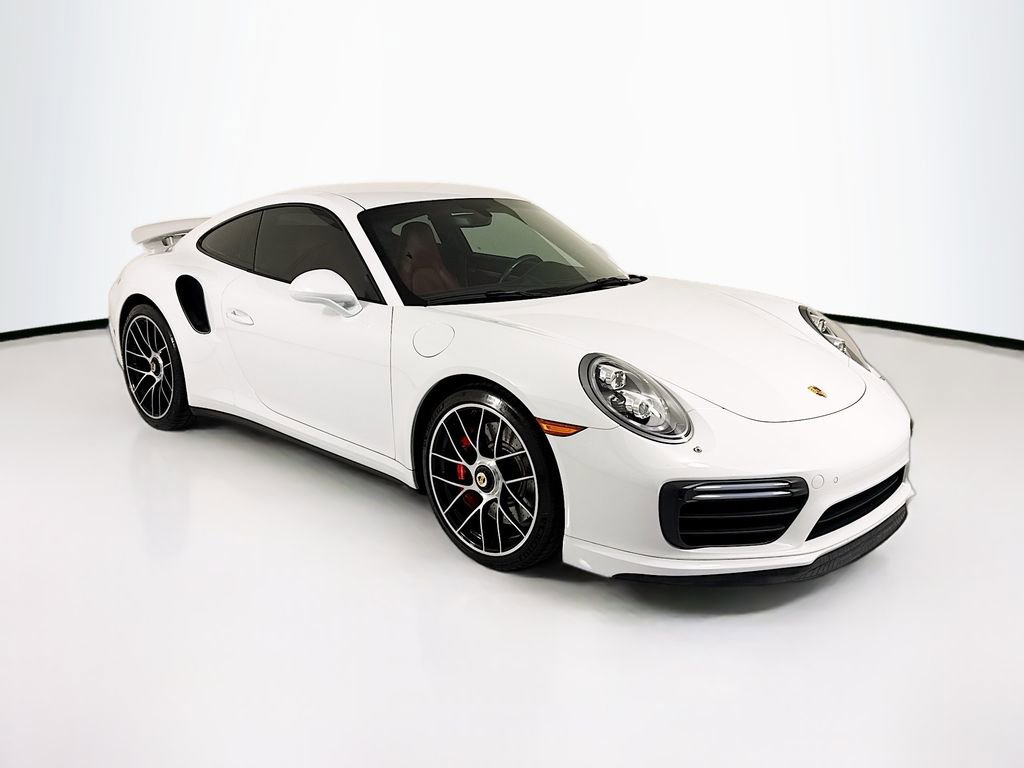 Used 2018 Porsche 911 Turbo image 3