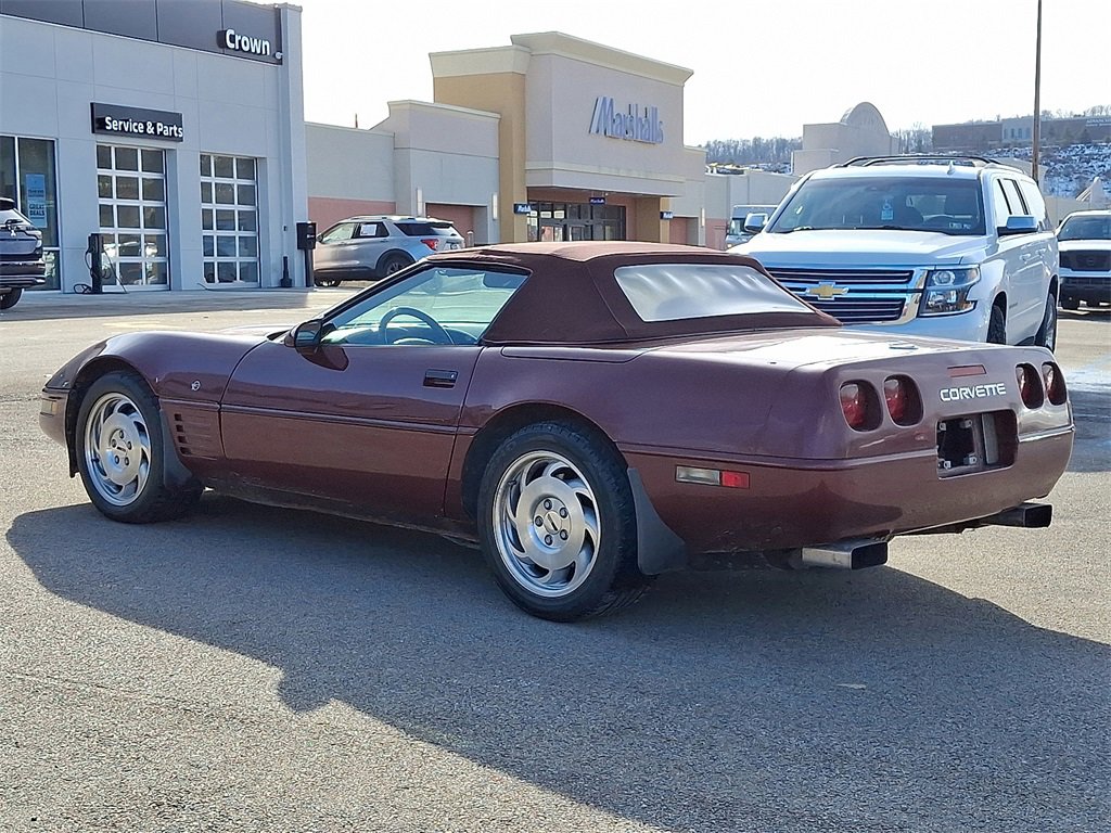 Used 1993 Chevrolet Corvette Convertible image 4