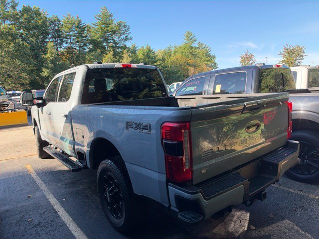 Used 2026 Ford F350 Lariat w/ Black Appearance Package AWD/4WD image 6