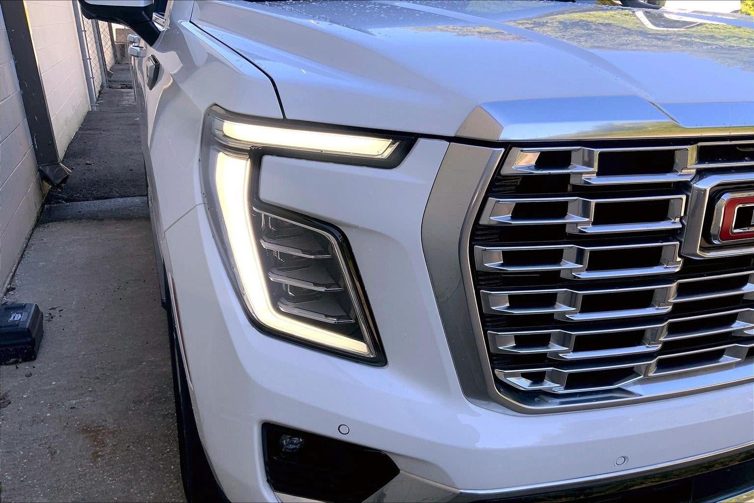 Used 2025 GMC Yukon Denali AWD/4WD image 28