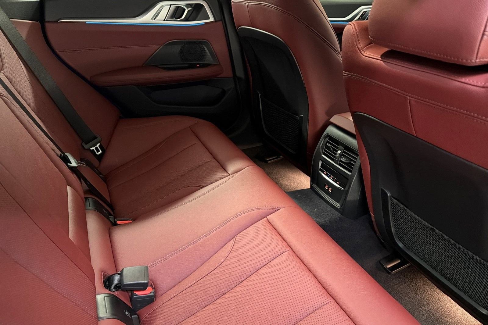 Certified 2023 BMW i4 eDrive40 w/ M Sport Package image 30