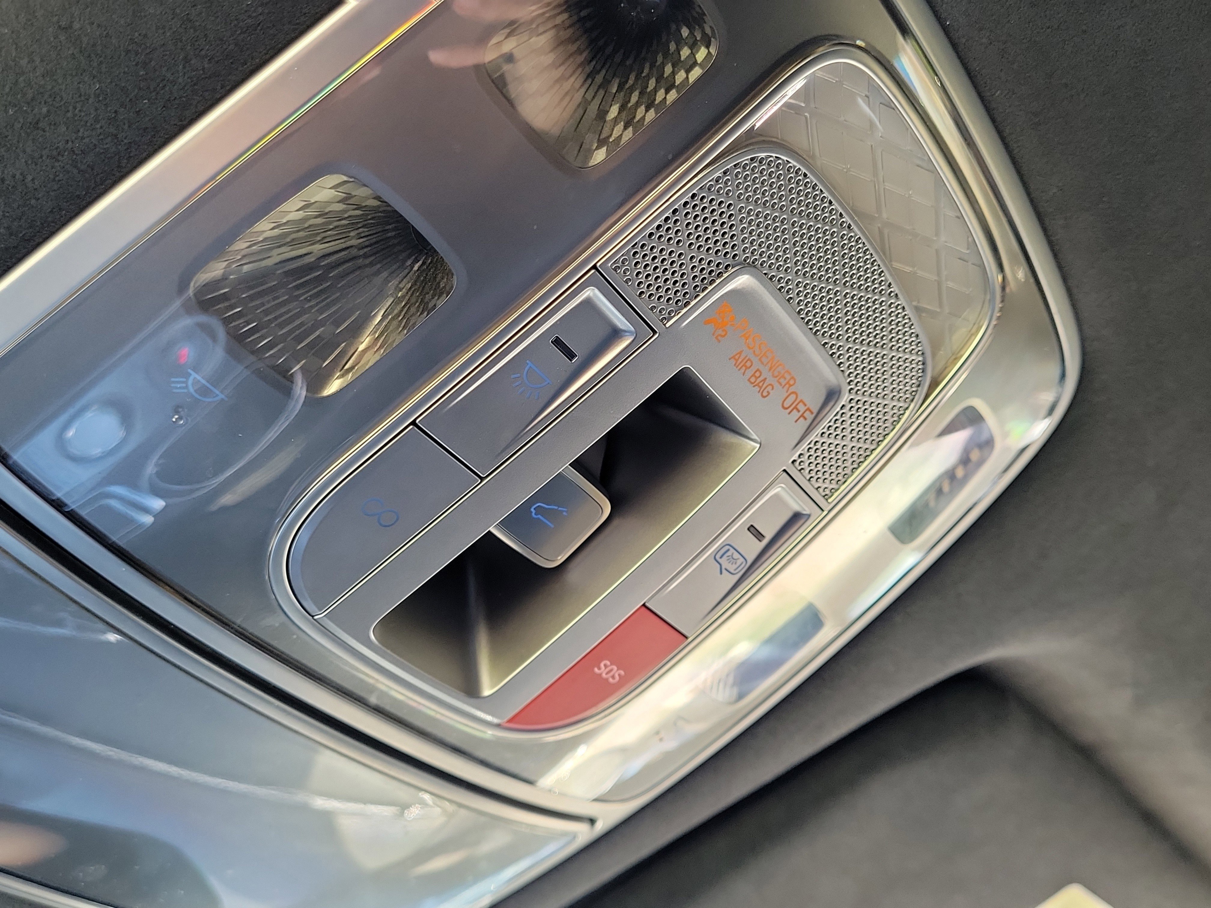 Used 2025 Genesis GV70 3.5T Sport w/ Sport Advanced Package image 22