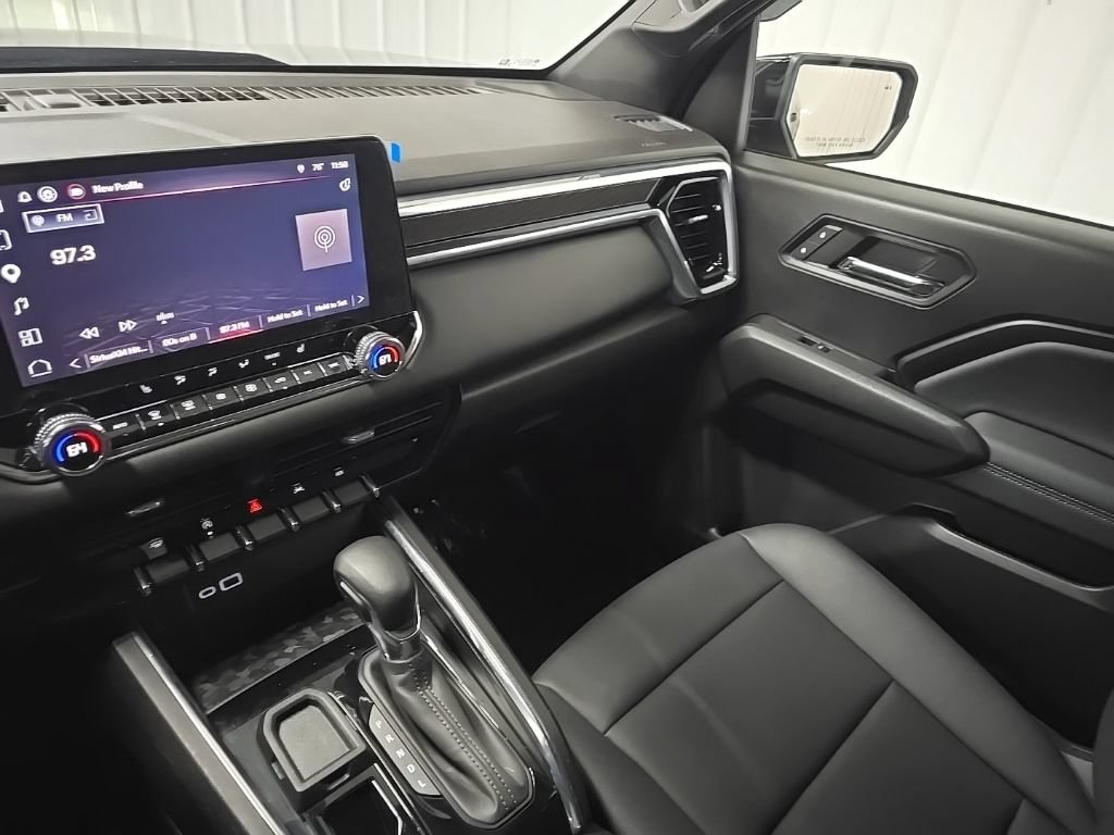 Used 2024 GMC Canyon Elevation w/ Elevation Premium Package RWD image 24