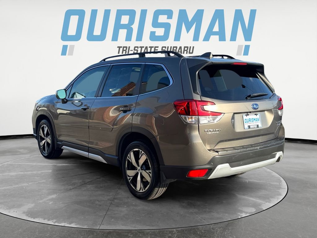 Used 2020 Subaru Forester Touring image 4