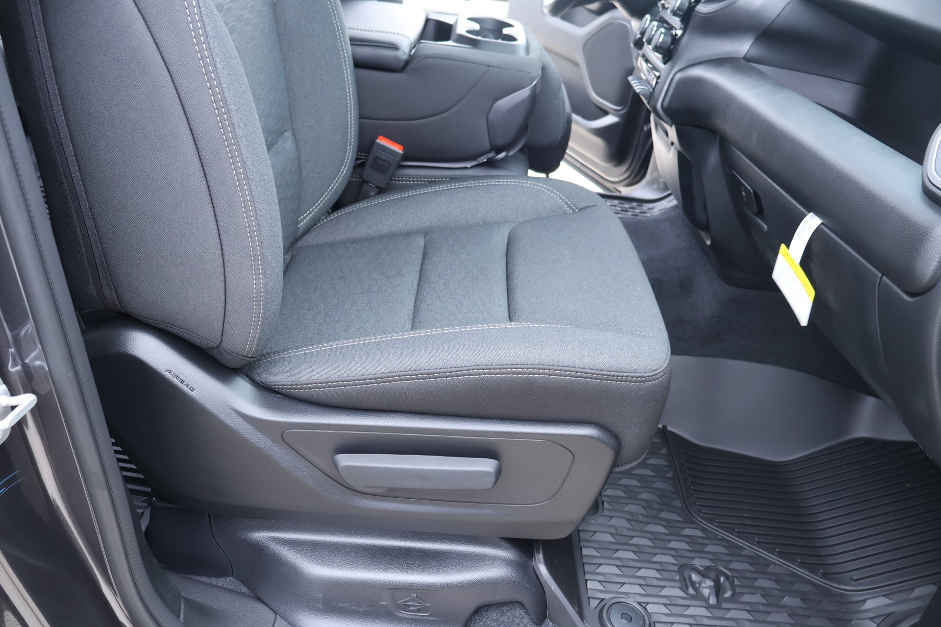 New 2027 RAM 1500 Warlock AWD/4WD image 12