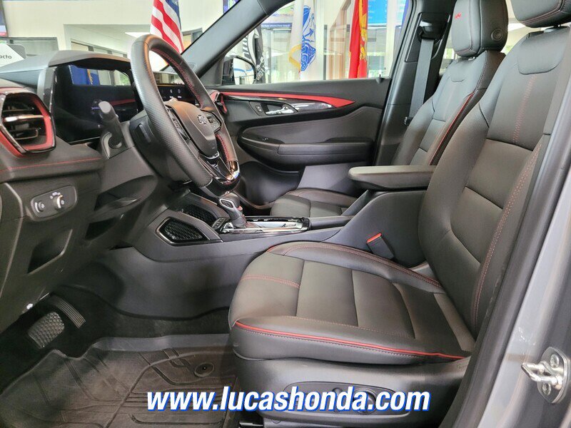 Used 2025 Chevrolet TrailBlazer RS w/ Convenience Package image 7