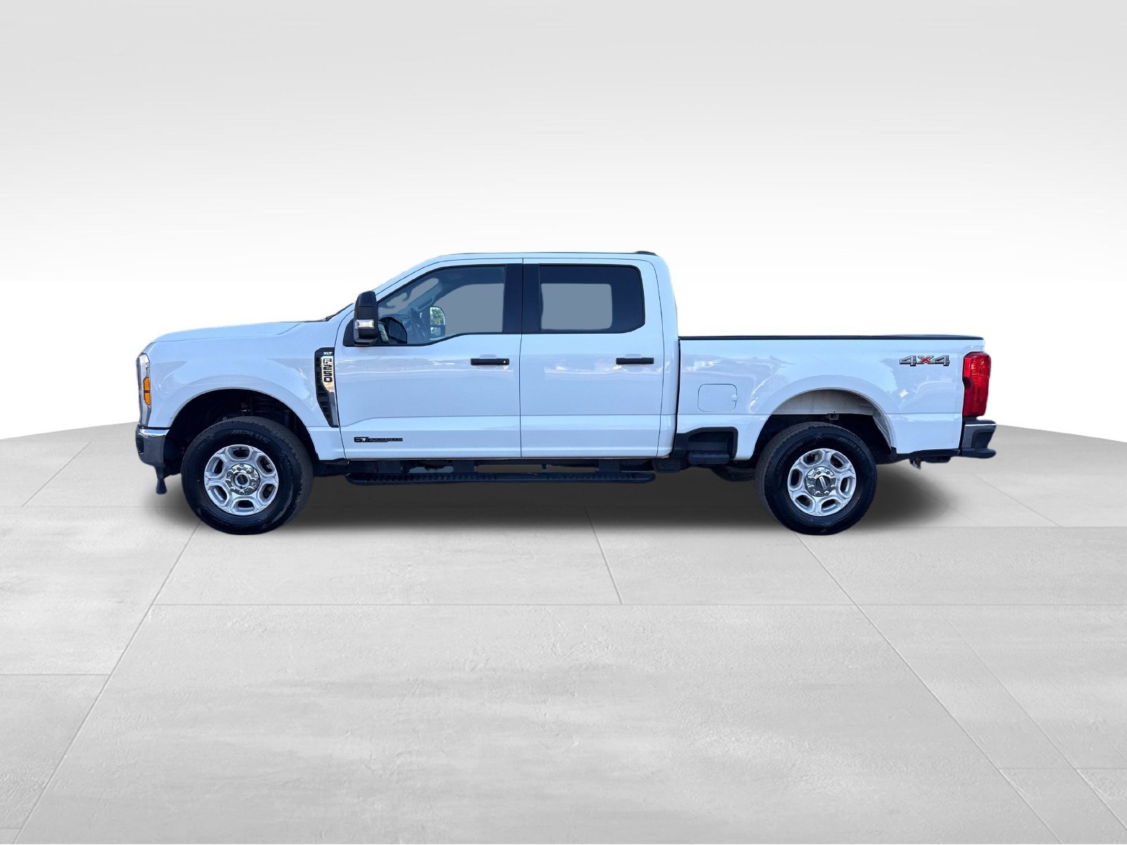 Certified 2026 Ford F250 XLT AWD/4WD image 2