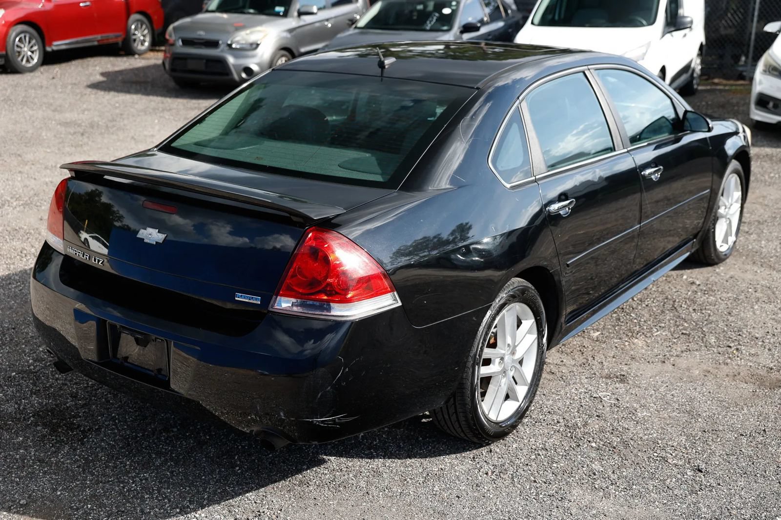 Used 2013 Chevrolet Impala LTZ FWD image 7