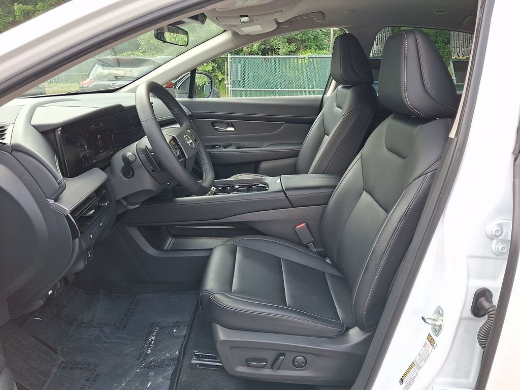Certified 2025 Nissan Murano SV AWD/4WD image 15