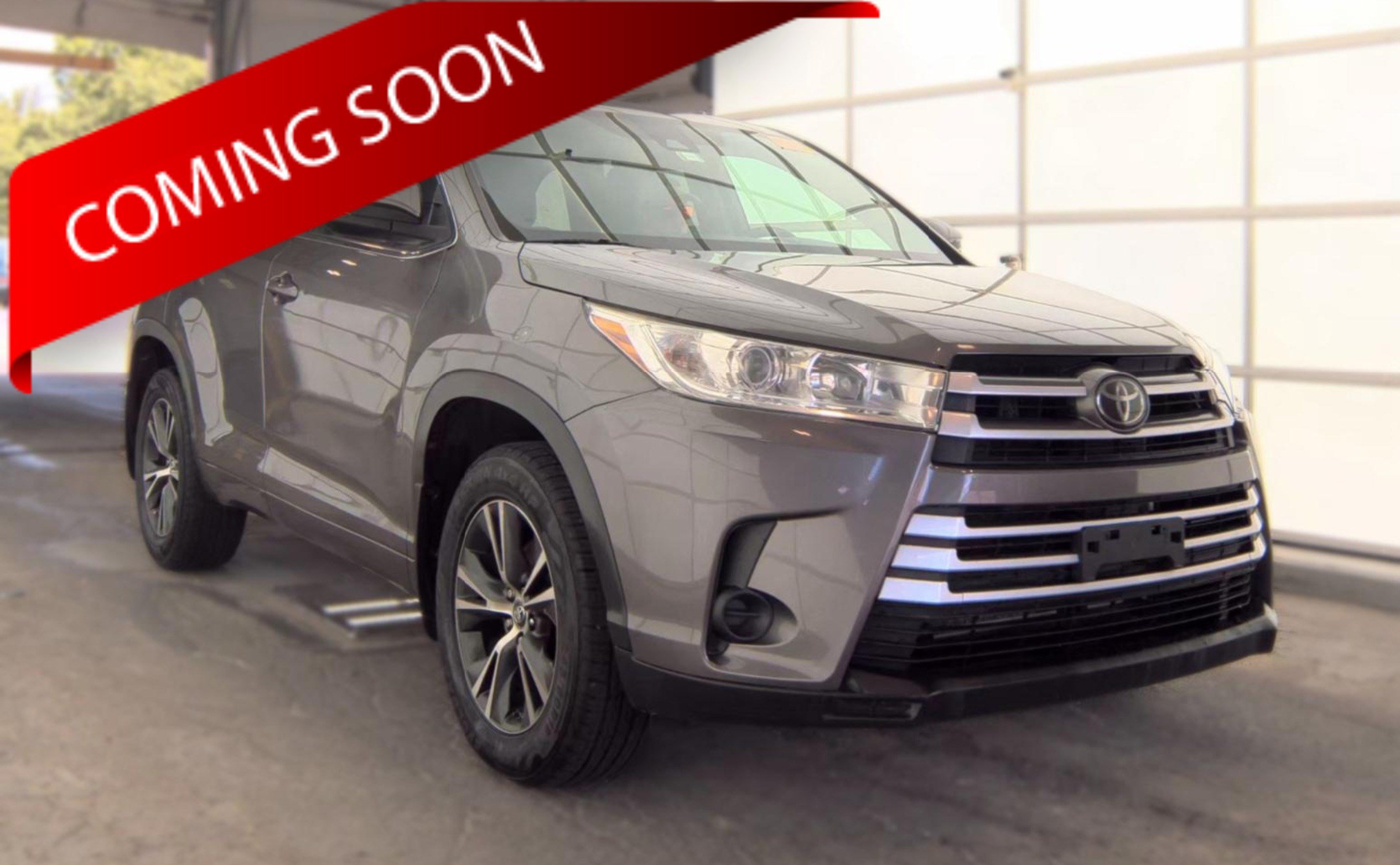 Used 2018 Toyota Highlander LE