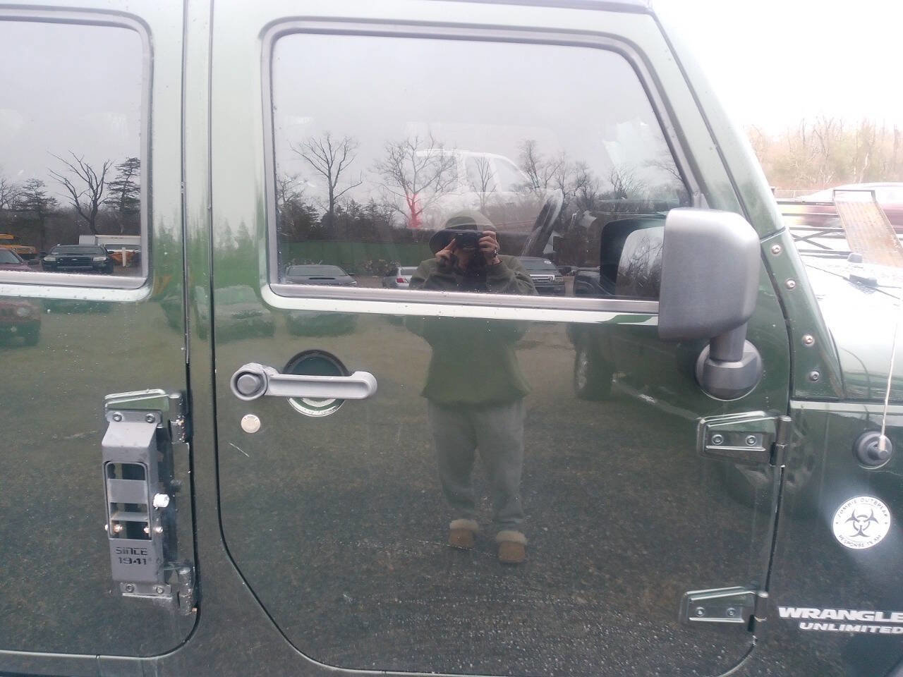 Used 2011 Jeep Wrangler Unlimited Rubicon w/ Dual Top Group image 34