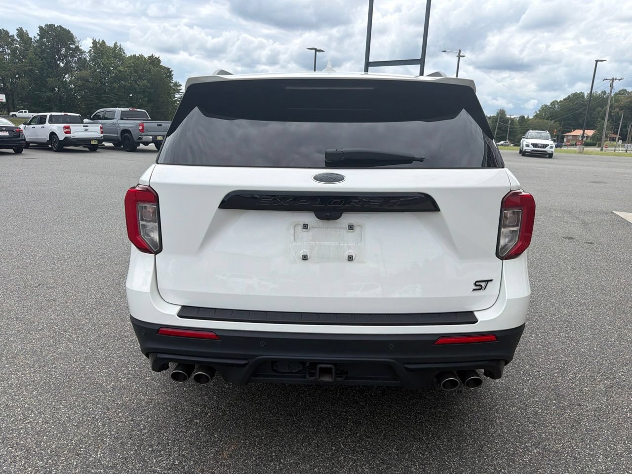 Used 2022 Ford Explorer ST w/ Equipment Group 401A AWD/4WD image 8