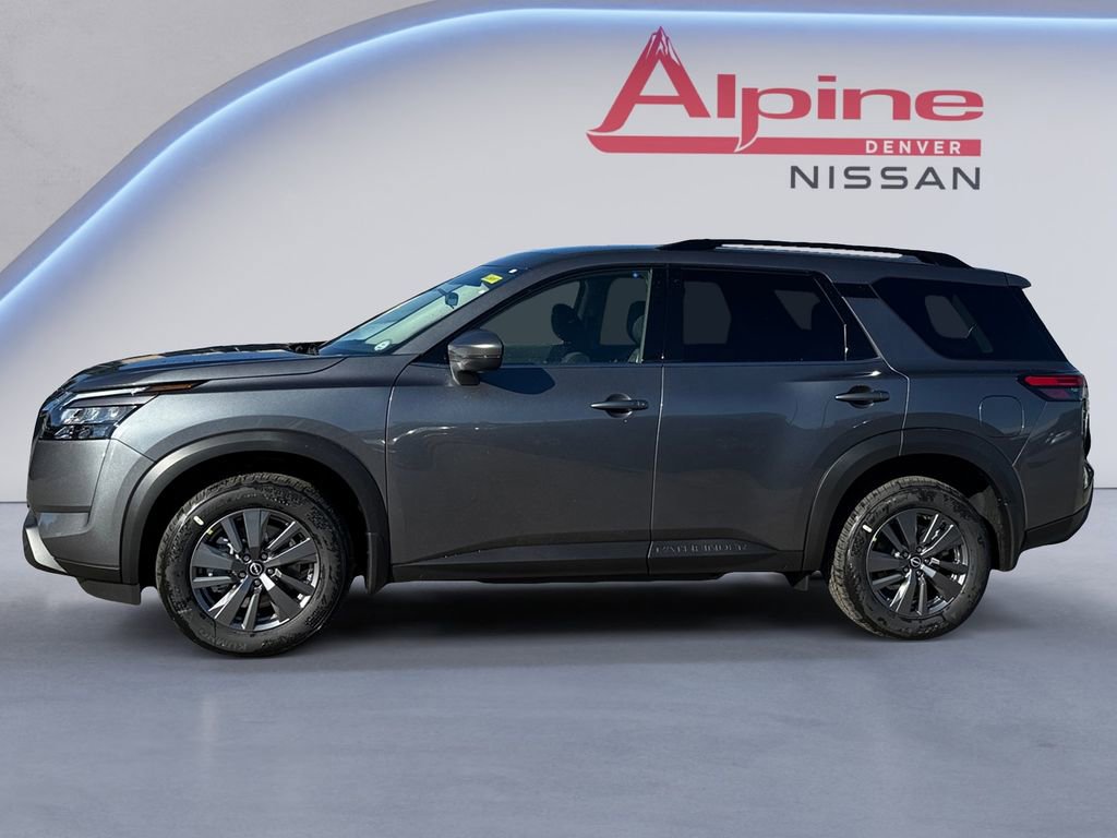 New 2025 Nissan Pathfinder SV image 2