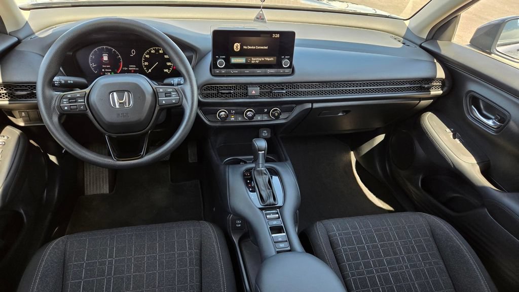 Used 2024 Honda HR-V LX image 12