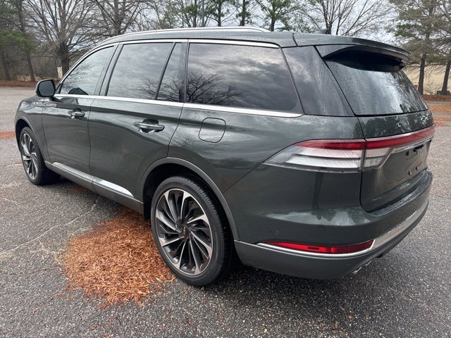 Used 2023 Lincoln Aviator Reserve w/ Equipment Group 201A image 4