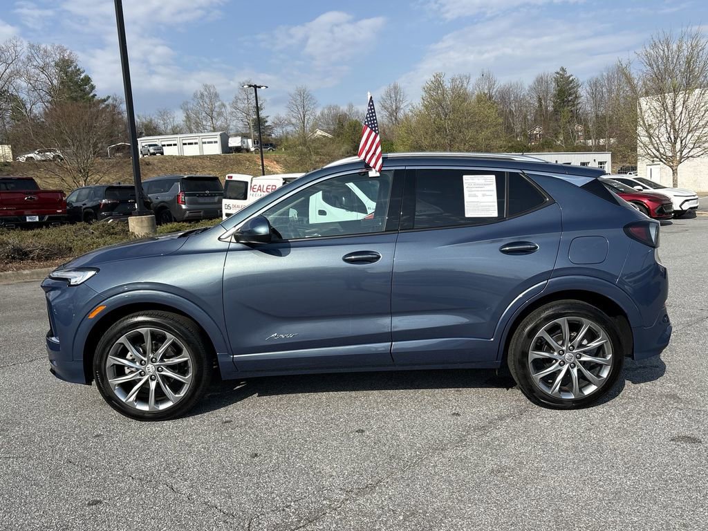 Used 2024 Buick Encore GX Avenir image 7