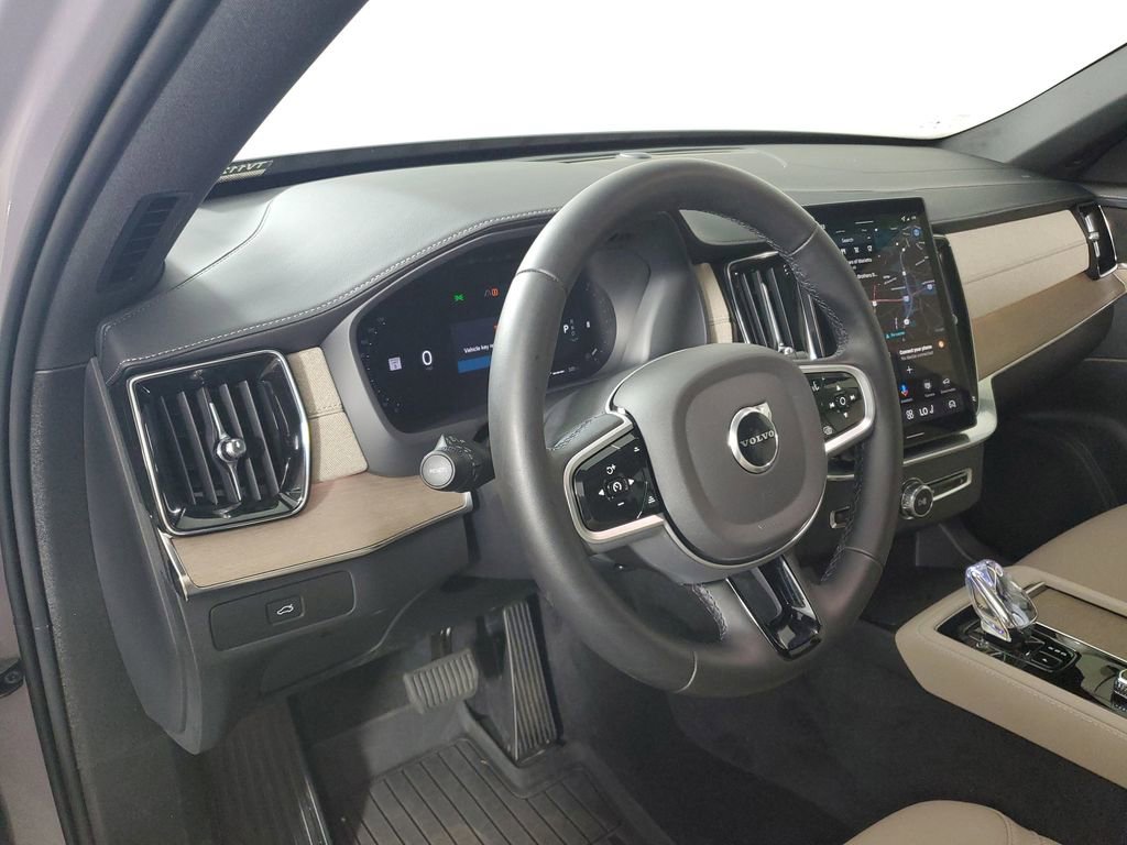 Certified 2026 Volvo XC90 B5 Plus w/ Protection Package AWD/4WD image 28