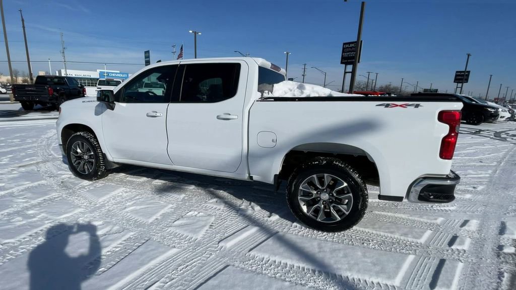 Used 2024 Chevrolet Silverado 1500 LT image 7