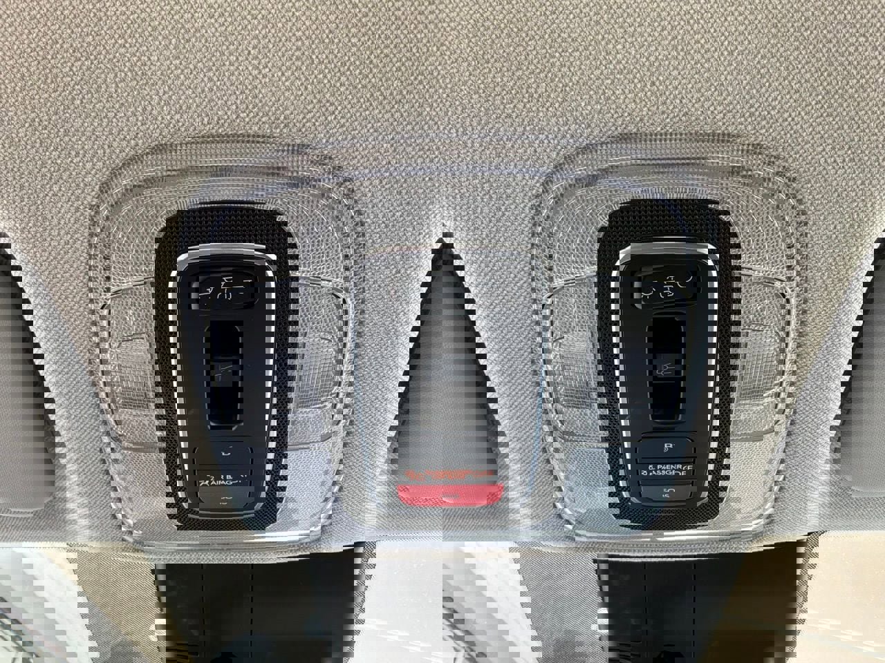 Used 2025 Hyundai Elantra SEL FWD image 16