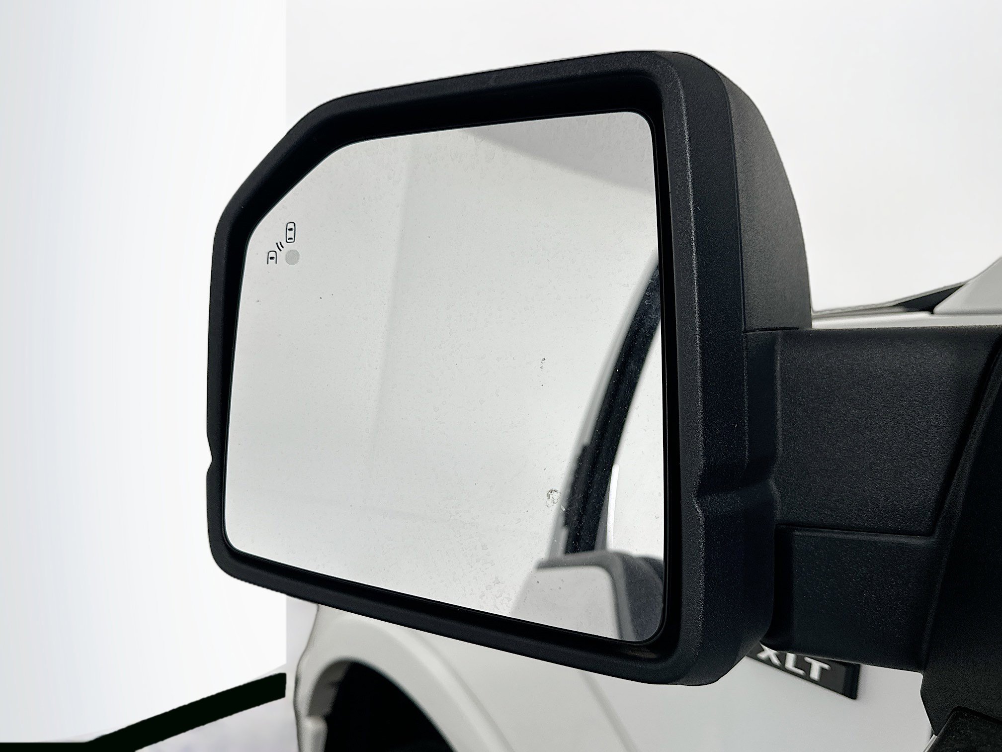 Used 2019 Ford F150 XLT w/ Equipment Group 302A Luxury image 16