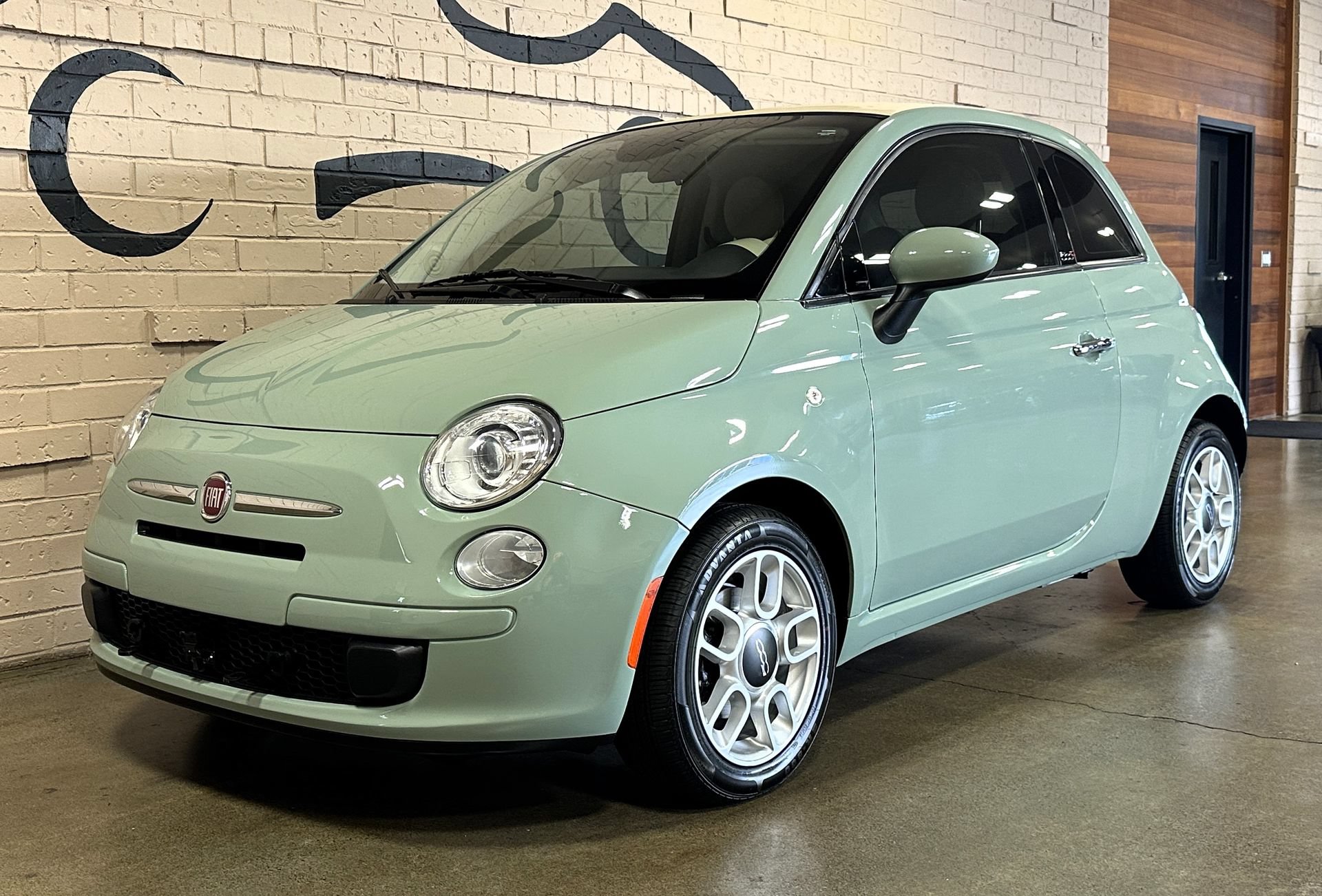 Used 2015 FIAT 500 Pop FWD image 17