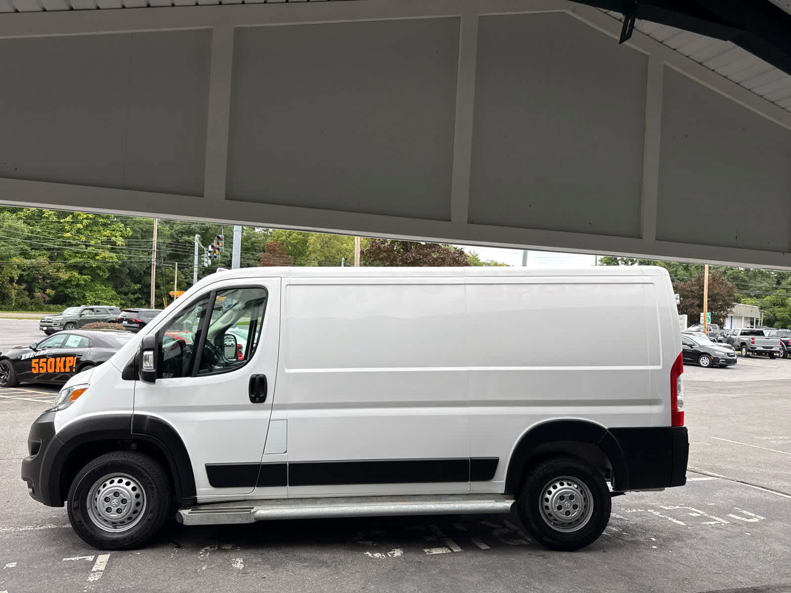 Used 2025 RAM ProMaster 2500 w/ U-Haul Equipment Group FWD image 7