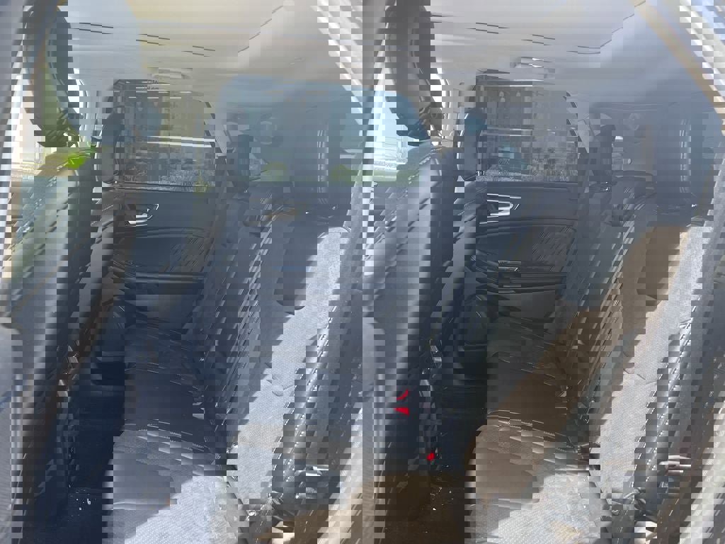 Used 2017 Ford Edge Sport w/ Technology Package AWD/4WD image 15