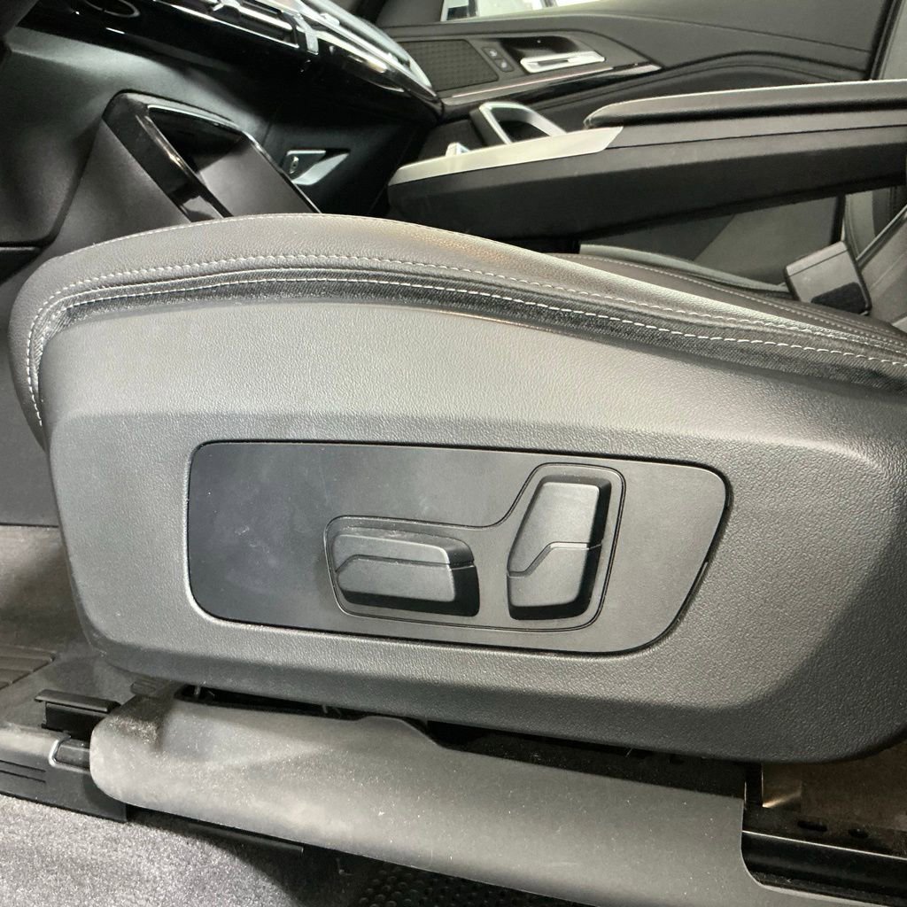 Certified 2023 BMW X1 xDrive28i w/ Convenience Package image 19