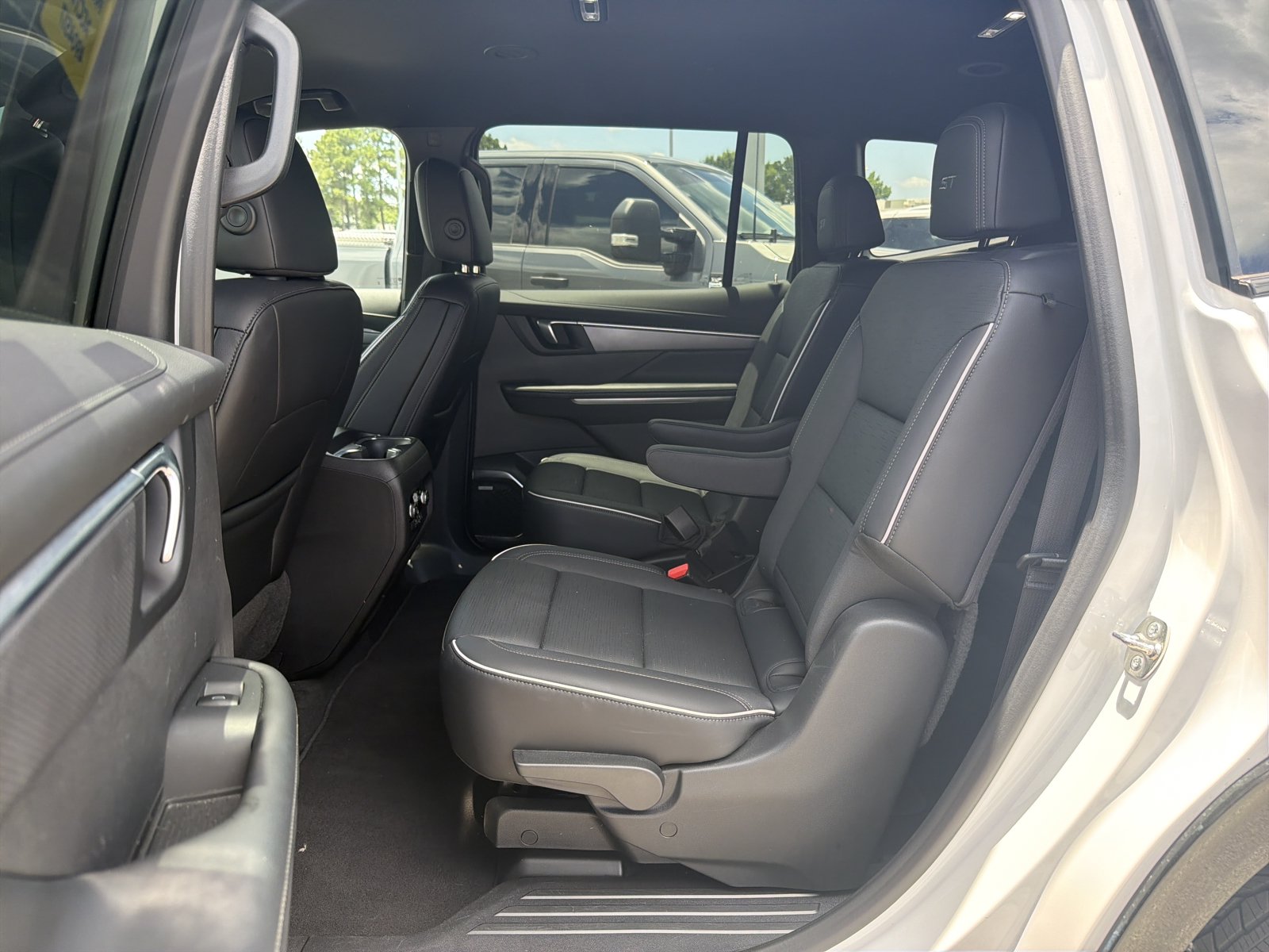 Used 2026 Buick Enclave Sport Touring FWD image 26