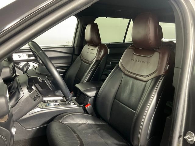 Certified 2020 Ford Explorer Platinum w/ Premium Technology Package image 13
