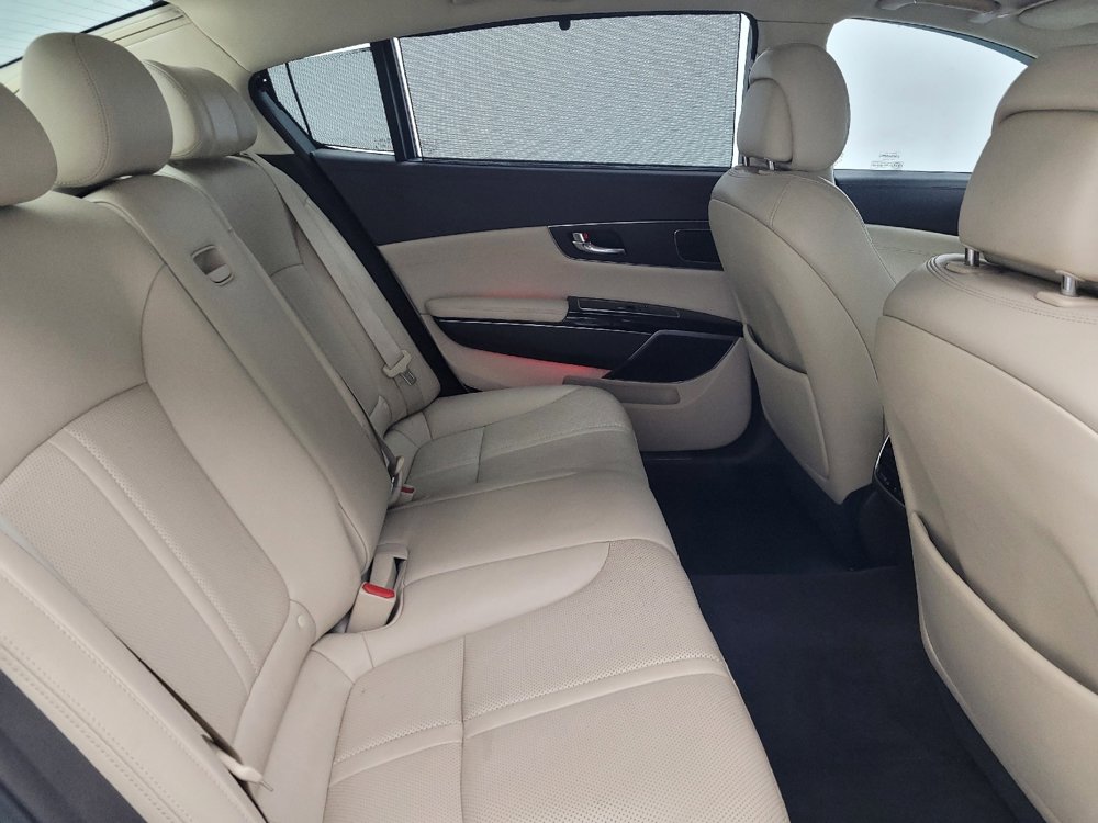Used 2015 Kia K900 Premium w/ Interior Highline Package image 19