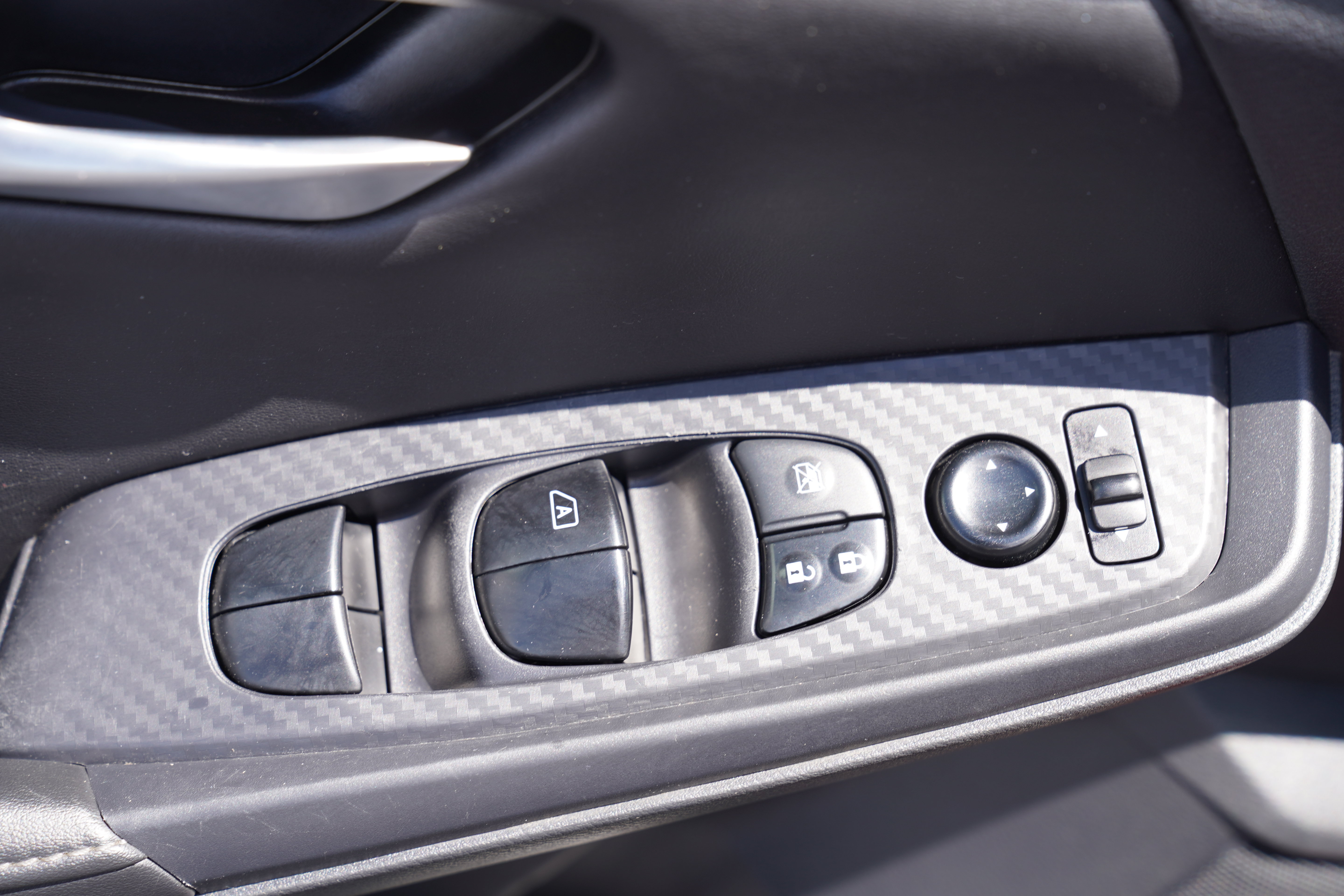 Used 2023 Nissan Sentra SV FWD image 16
