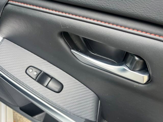 Used 2025 Nissan Sentra SR w/ SR Premium Package FWD image 21