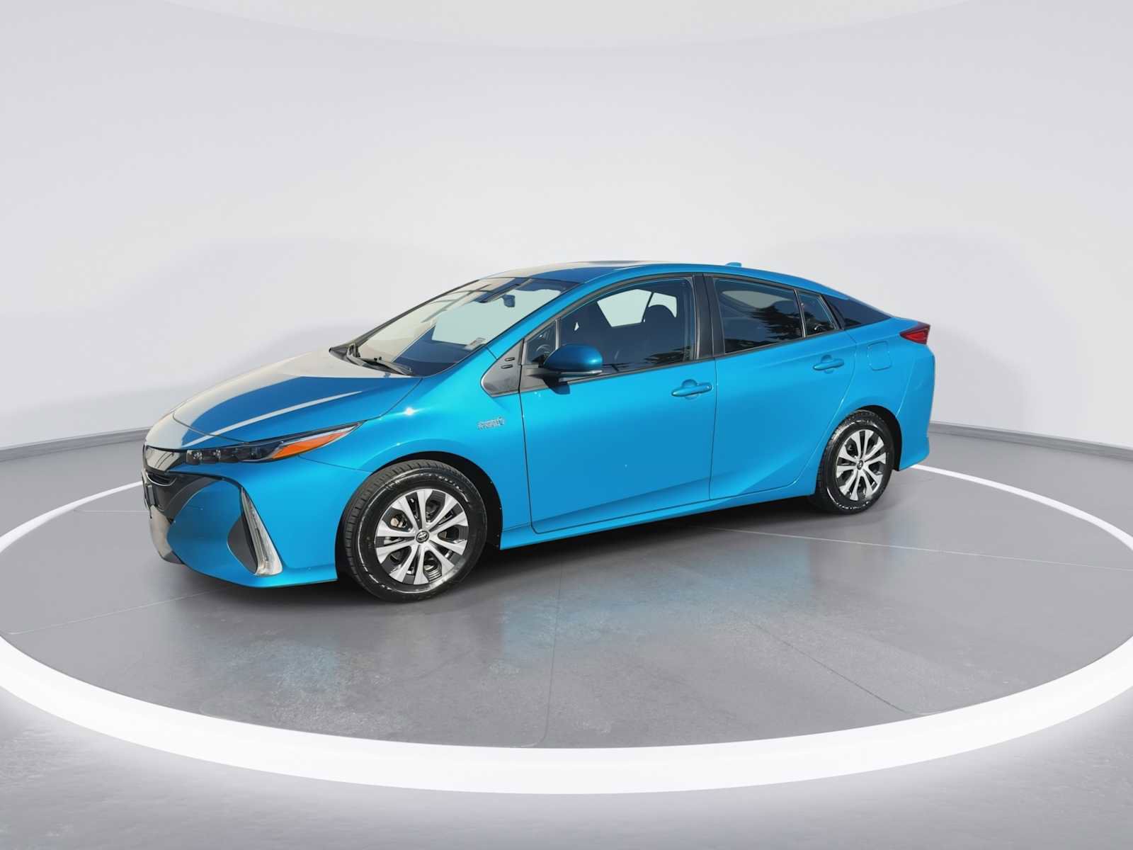 Certified 2021 Toyota Prius Prime LE FWD image 4