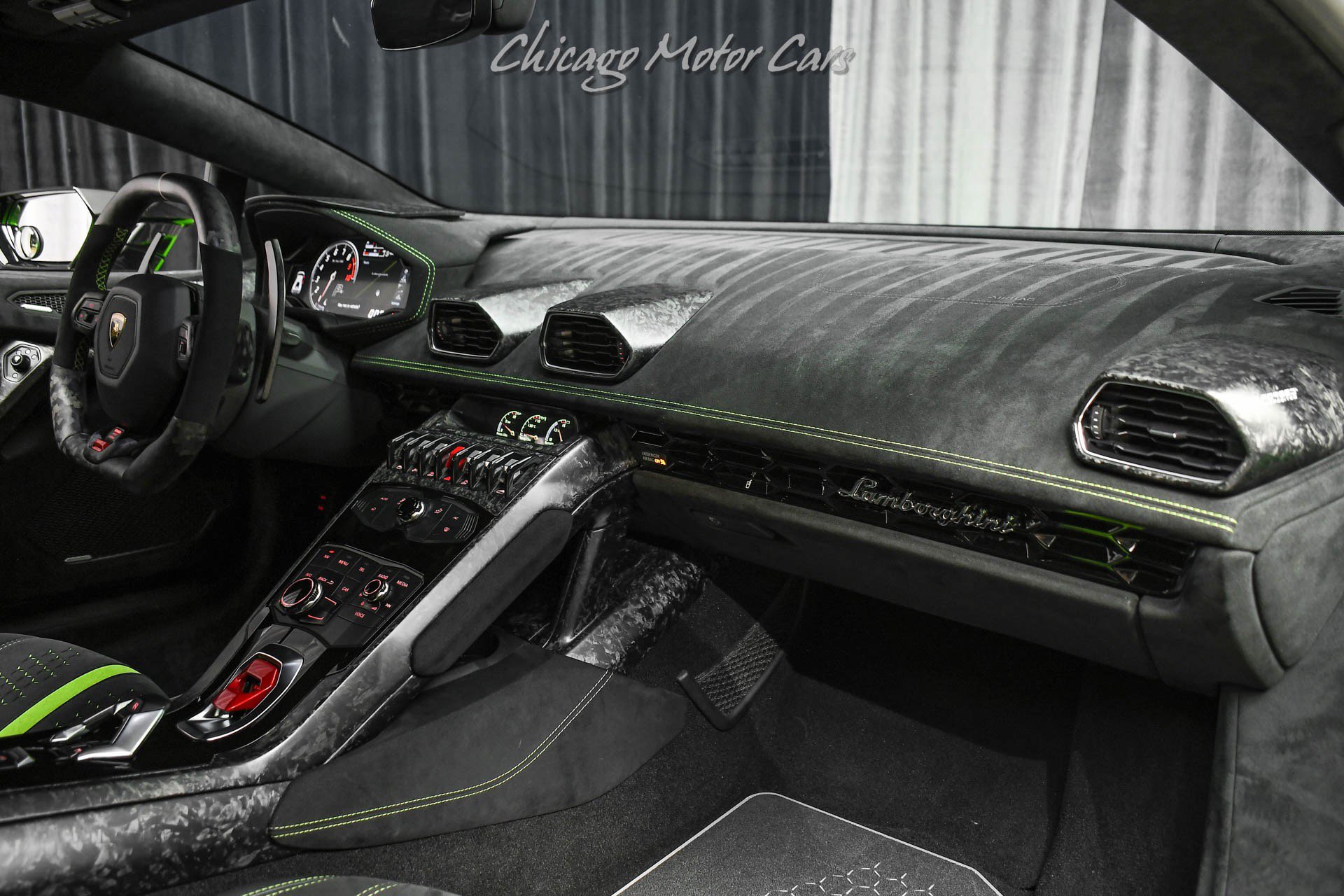 Used 2018 Lamborghini Huracan Performante image 21