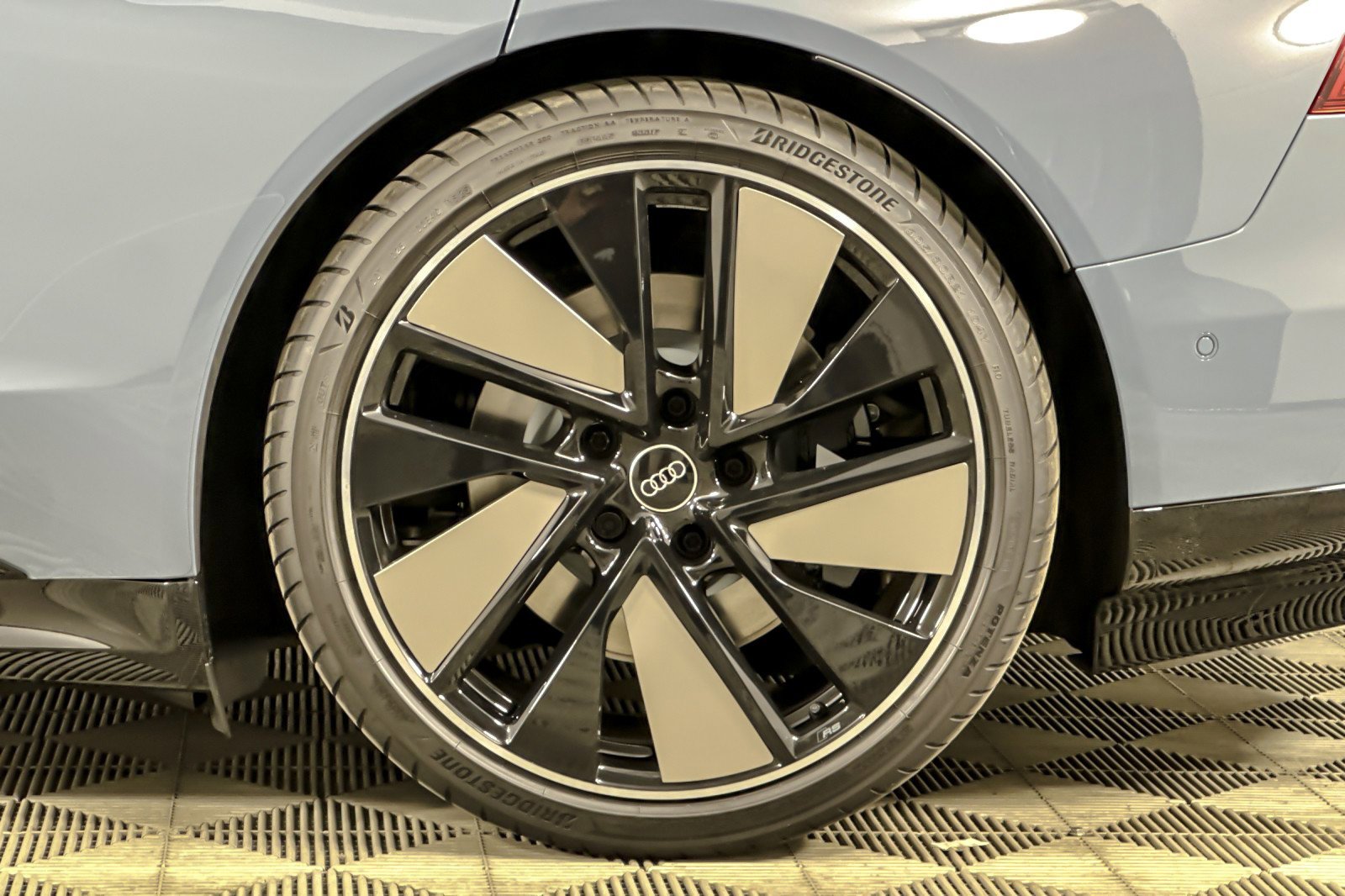 New 2026 Audi S e-tron GT Prestige AWD/4WD image 22