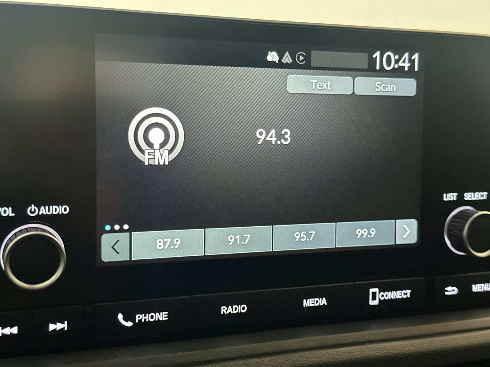 Used 2025 Honda Accord SE image 16