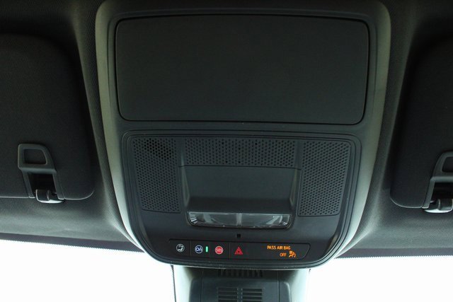 New 2025 GMC Terrain Elevation image 24