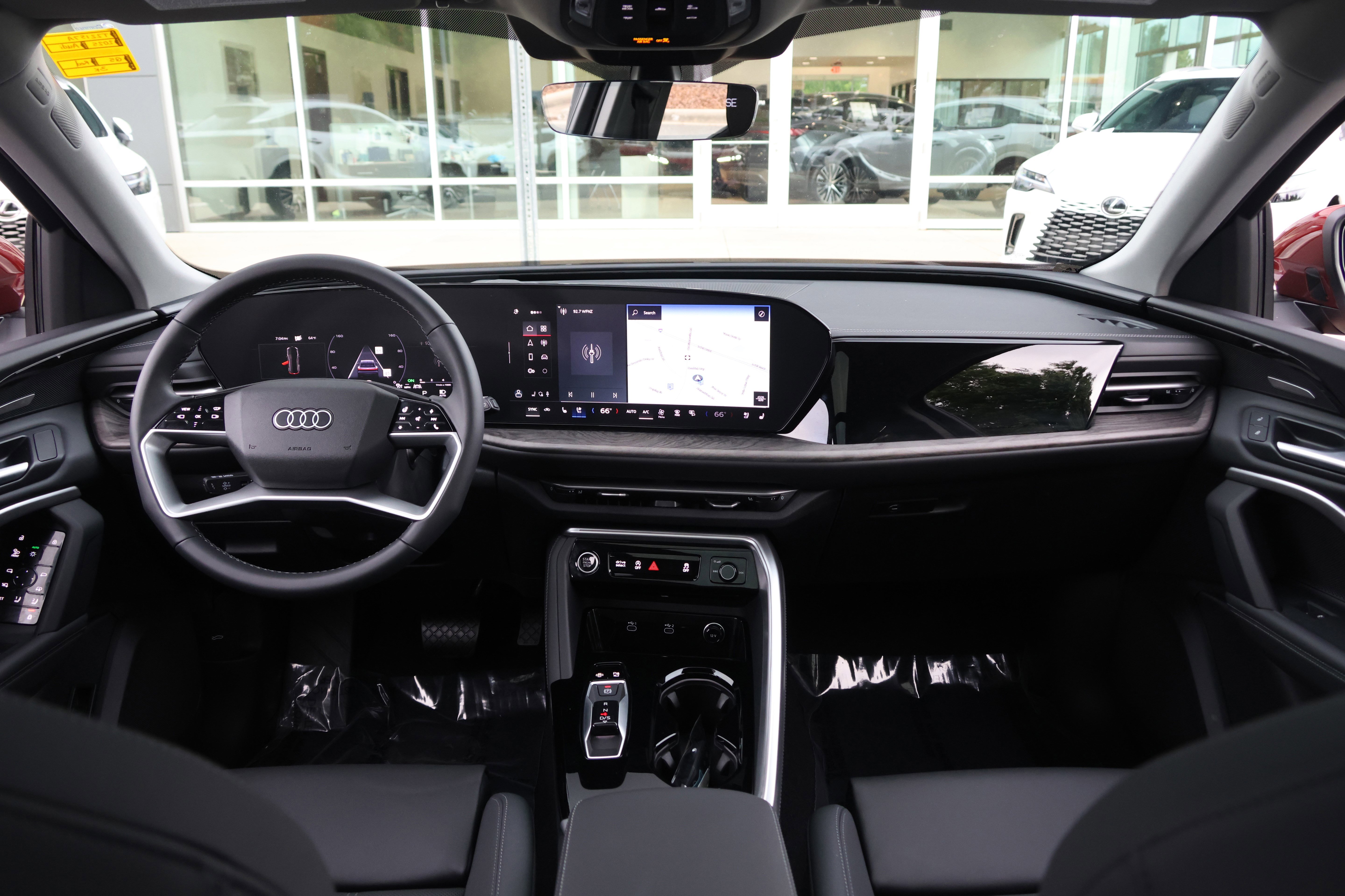 Used 2025 Audi Q5 Premium Plus AWD/4WD image 16