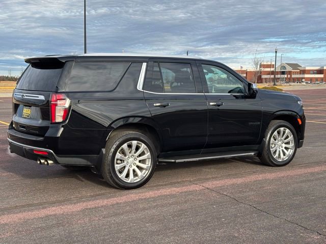 Used 2021 Chevrolet Tahoe Premier w/ Premium Package image 3