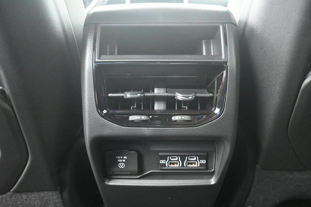 New 2027 Jeep Grand Cherokee Laredo X AWD/4WD image 17