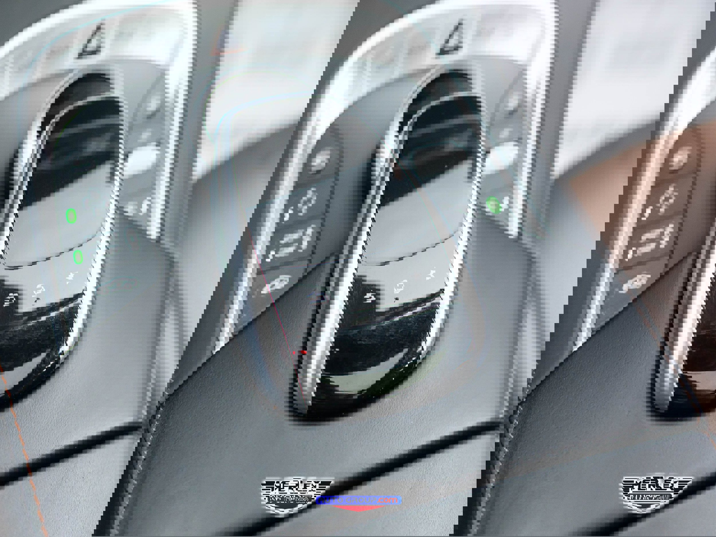 Used 2015 Mercedes-Benz S 550 4MATIC Sedan image 40