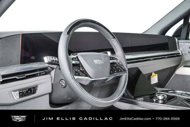 New 2026 Cadillac Escalade IQL Sport 1 w/ LPO, ONYX Package AWD/4WD image 5
