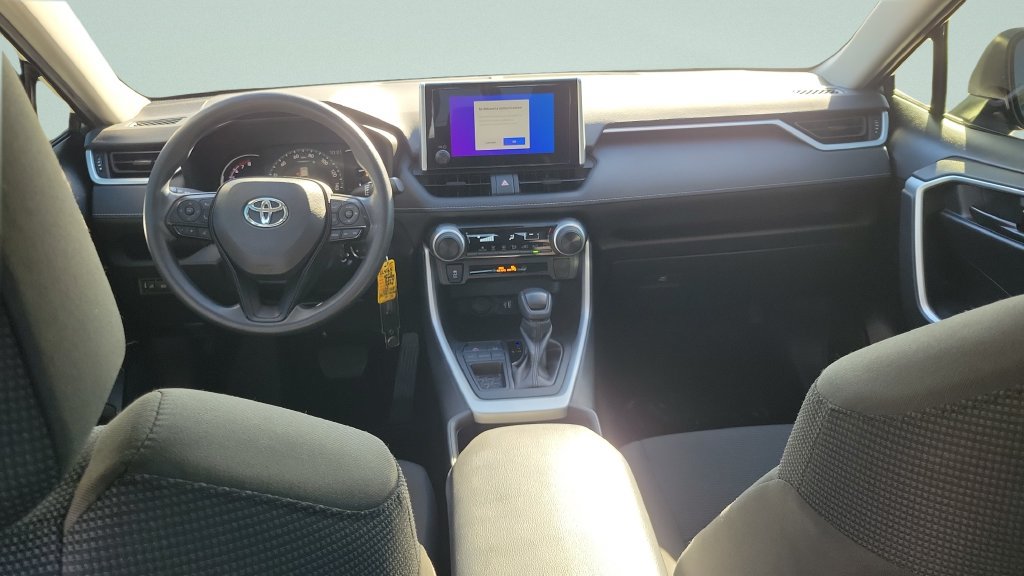 Used 2023 Toyota RAV4 LE FWD image 10