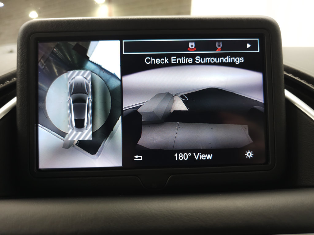 Used 2019 Aston Martin DB11 Coupe RWD image 18