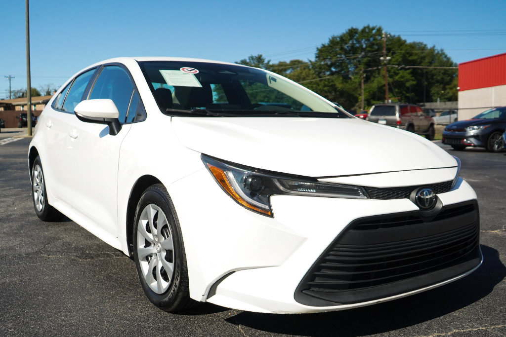 Used 2023 Toyota Corolla LE FWD image 36