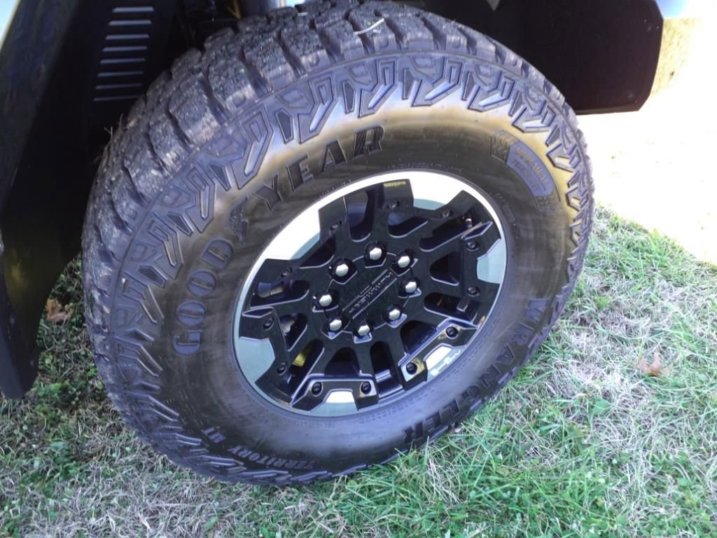 New 2025 GMC Hummer EV 3X w/ Extreme Off-Road Package image 9