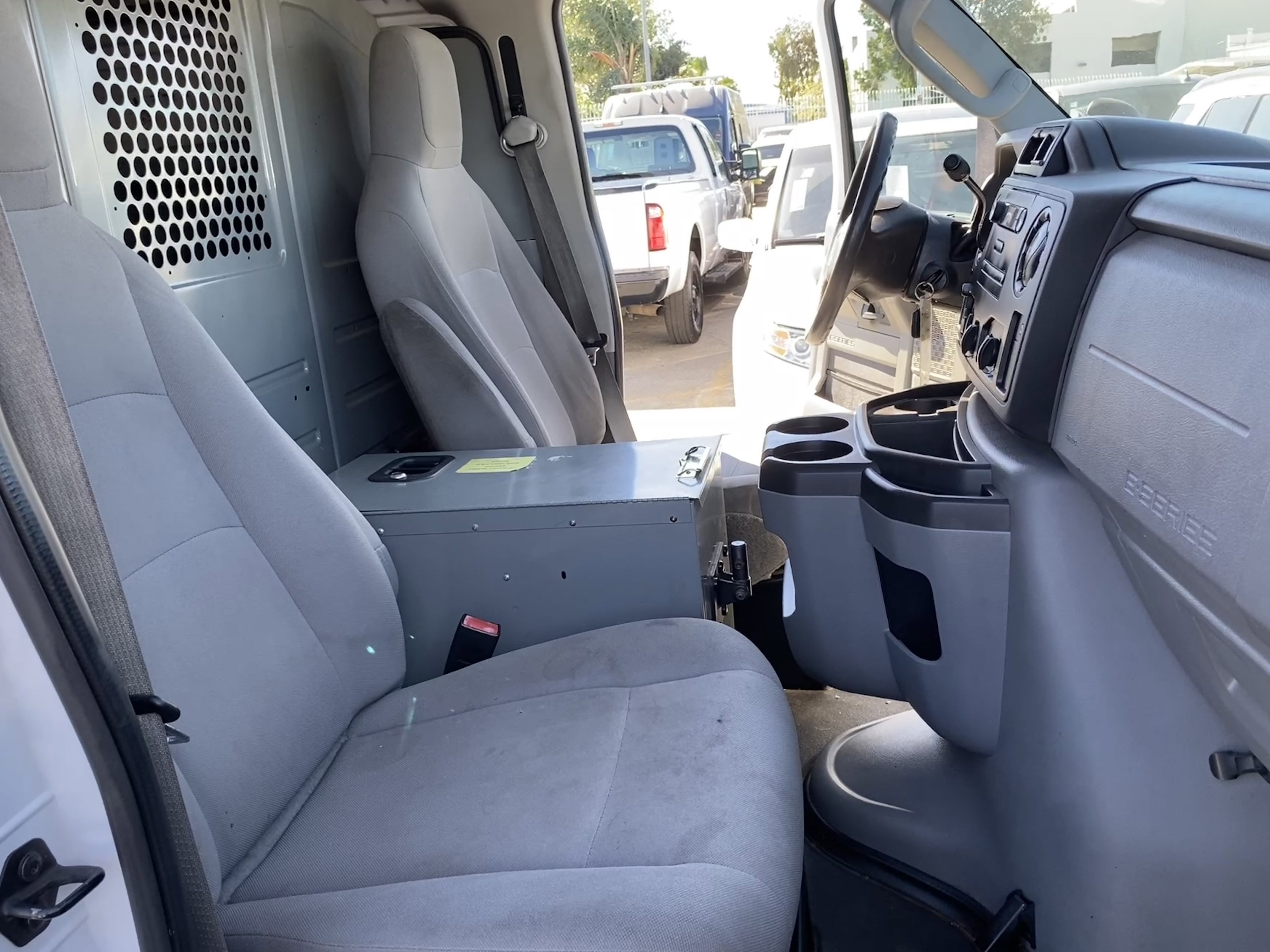 Used 2013 Ford E-150 and Econoline 150 w/ PWR Group image 20