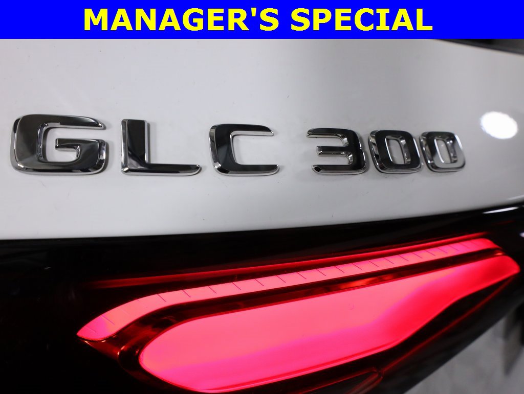 Certified 2025 Mercedes-Benz GLC 300 4MATIC image 50